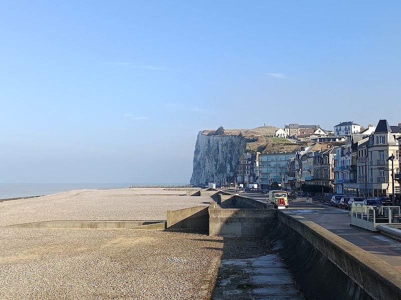 Coastal Charms: Mers-les-Bains Beach - Mers-les-Bains Beach