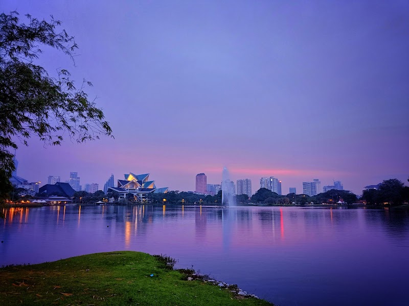 Tranquil Waters at Tasik Titiwangsa - Tasik Titiwangsa