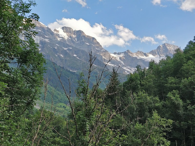 Majestic Views at Staldenbachfall in Lauterbrunnen - Staldenbachfall