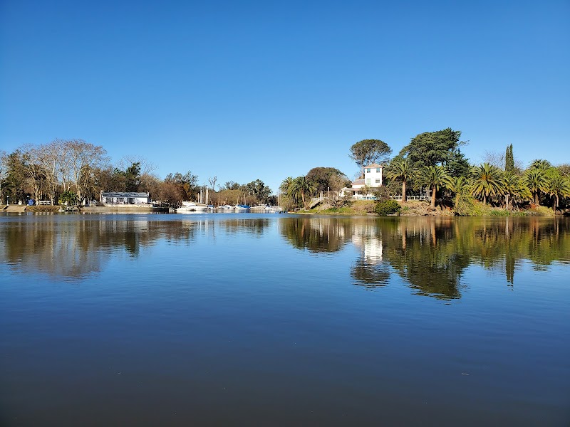 Costanera de Gualeguaychú: A Riverside Retreat in Entre Ríos - Costanera de Gualeguaychú