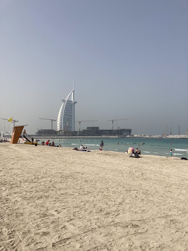 Sunshine and Serenity at Dubai's Public Beach - Public Beach