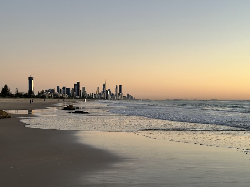 Sunrise Serenity at Miami Beach, Queensland - Miami Beach