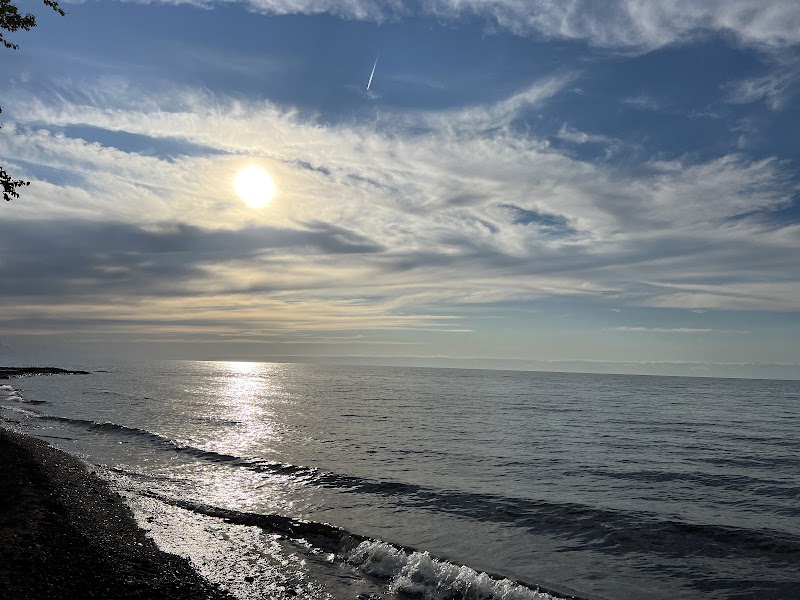 Discover the Majestic Shores of Lake Superior surrounding landscape