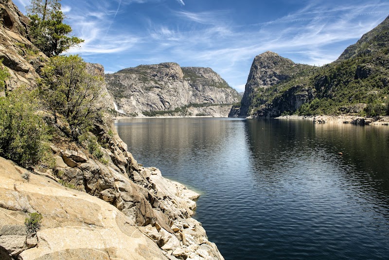 Exploring Hetch Hetchy Reservoir: Nature's Hidden Gem - Hetch Hetchy Reservoir