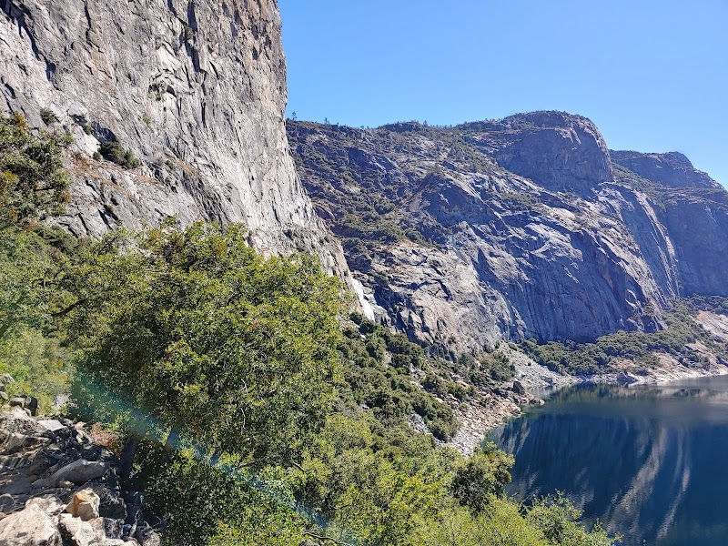 Exploring Hetch Hetchy Reservoir: Nature's Hidden Gem - Hetch Hetchy Reservoir