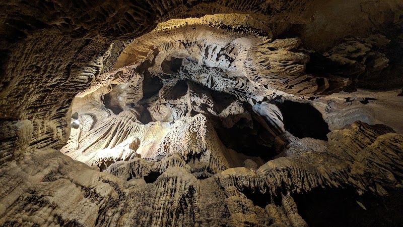 The Enchantment of Crystal Onyx Cave - Crystal Onyx Cave