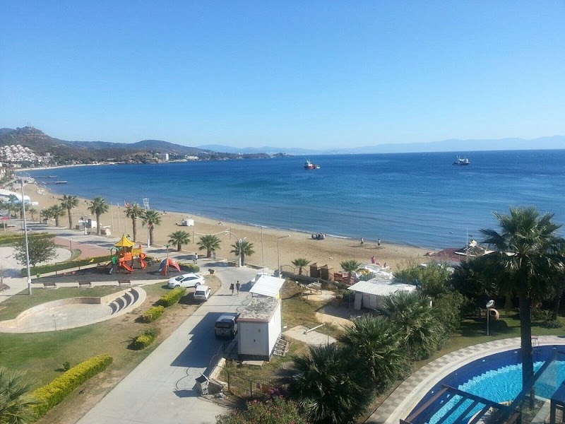 Serenity by the Seaside: Çukuraltı Beach in İzmir