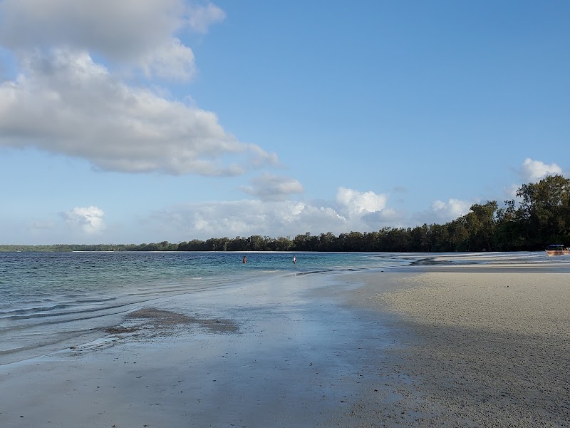 Sands and Serenity: Vumawimbi Beach - Vumawimbi Beach