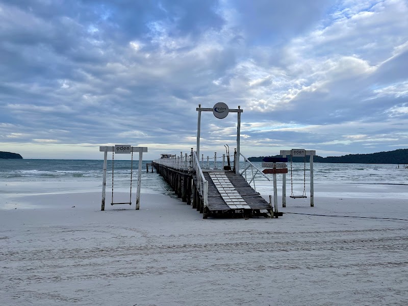 Tropical Escape: Koh Rong Sanloem - Koh Rong Sanloem
