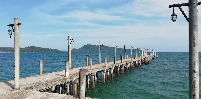 Tropical Escape: Koh Rong Sanloem - Koh Rong Sanloem