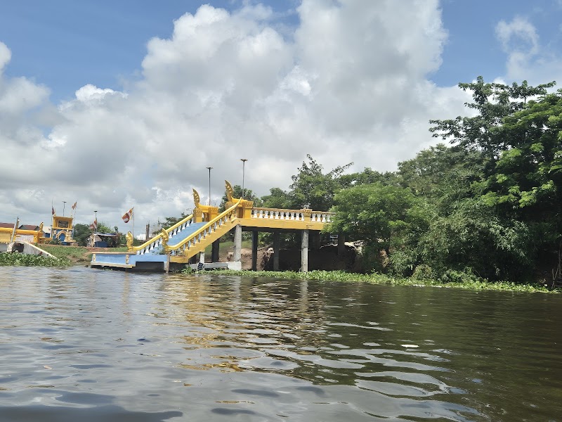 Floating Wonders of Kompong Khleang - Kompong Khleang Floating Village