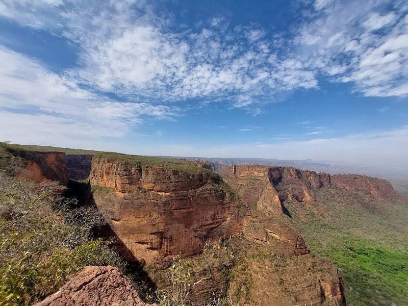 Waterfalls and Wonders: Chapada dos Guimarães National Park - Chapada dos Guimarães National Park