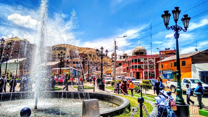 A Vibrant Gateway to Lake Titicaca - Puno