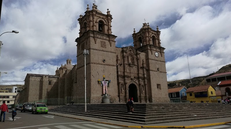 A Vibrant Gateway to Lake Titicaca - Puno