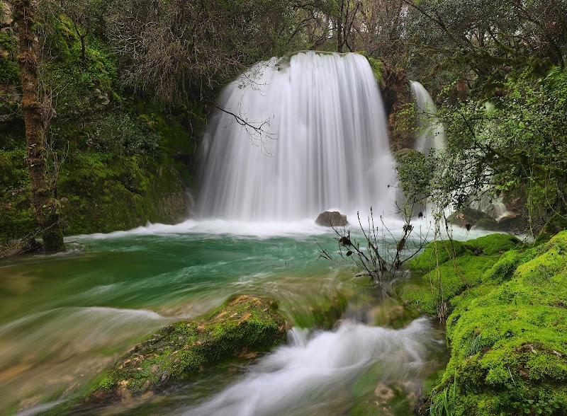 Waterfall Wonderland: Cascata do Rio dos Mouros - Cascata do Rio dos Mouros