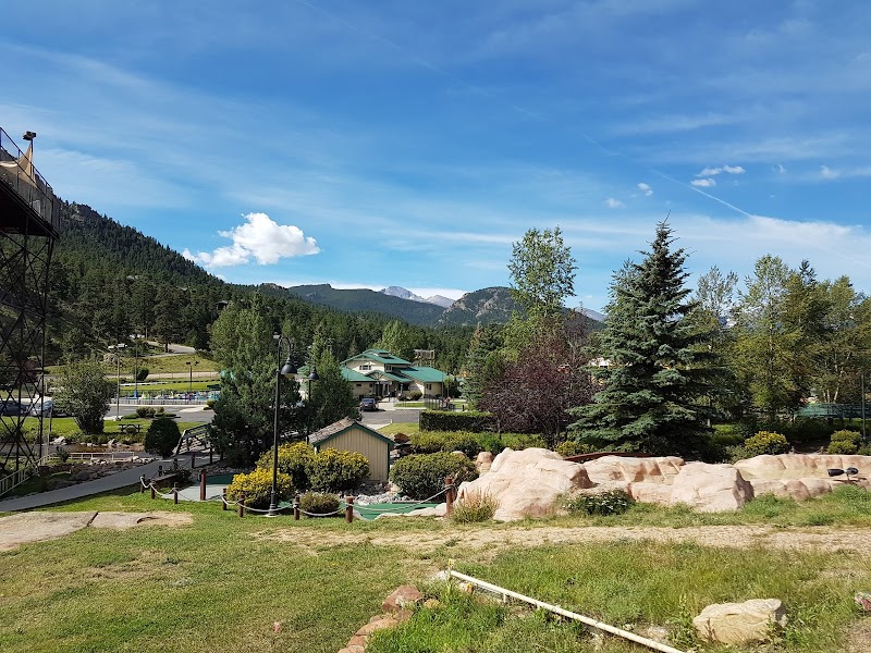 Mountain Adventures in Estes Park surrounding landscape