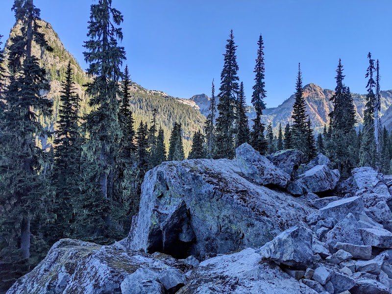 Trekking Along the Pacific Crest - Pacific Crest National Scenic Trail