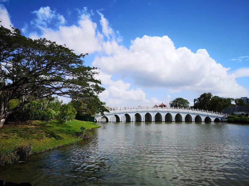 Nature's Escape at Jurong Lake Gardens - Jurong Lake Gardens