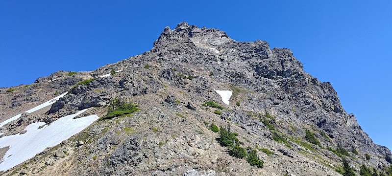 Canadian Border Peak: A Majestic Mountain Escape - Canadian Border Peak