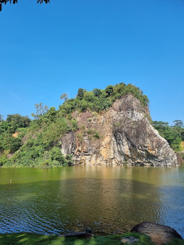 Scenic Serenity at Little Guilin - Little Guilin