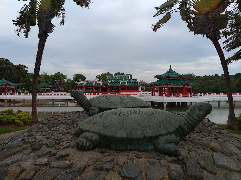 Serenity and Tradition: Kusu Island, Singapore - Kusu Island