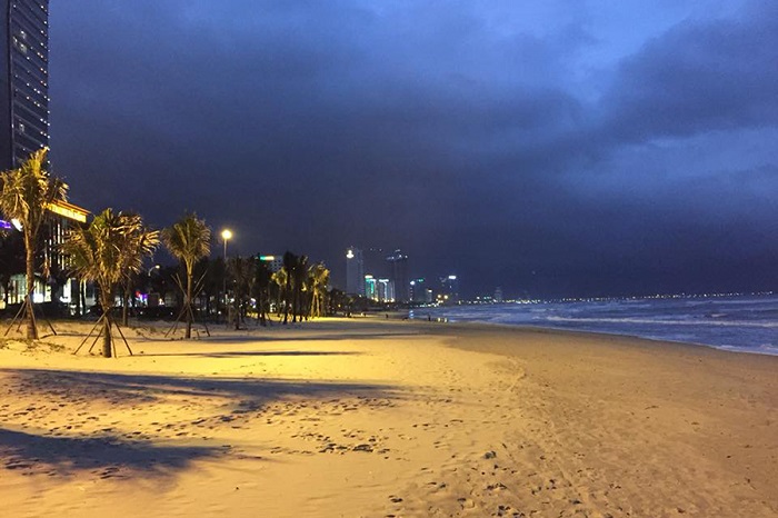Relaxation at My Khe Beach, Da Nang - My Khe Beach