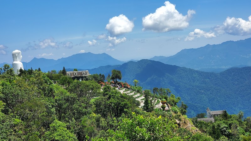 Golden Bridge: Enchanting Skywalk in Central Vietnam - Golden Bridge