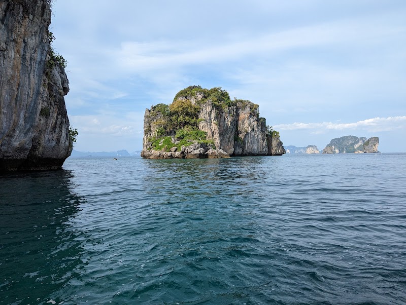 Discover the Tranquil Beauty of Ko Ya Wa Sam - Ko Ya Wa Sam