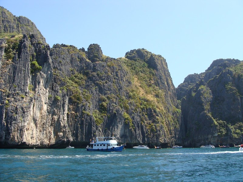 Scenic Bliss in Krabi: A Tropical Escape - Krabi
