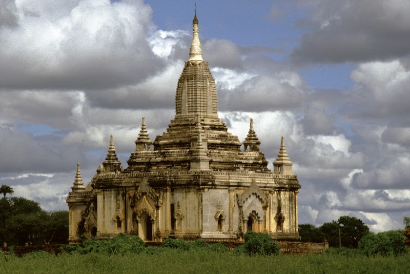 Glimpse into Bagan's Grandeur: Gawdawpalin Temple - Gawdawpalin Temple