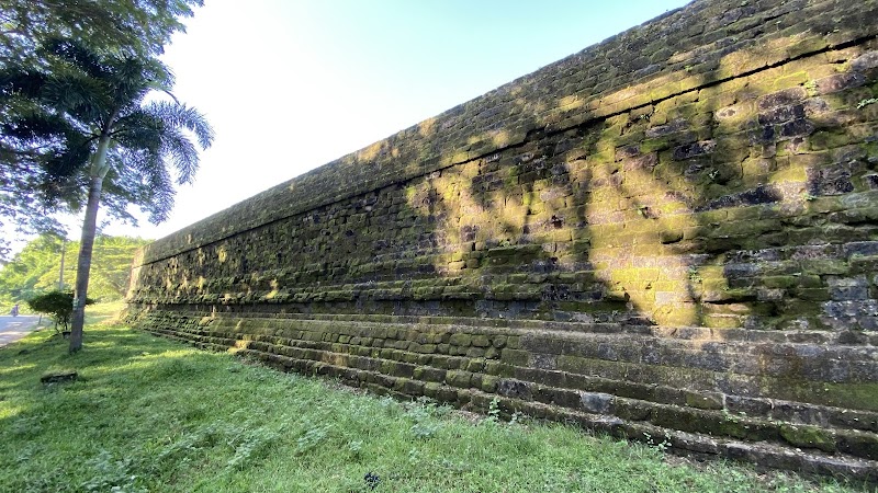 Mrauk-U Palace: Ancient Wonders in Rakhine State - Mrauk-U Palace