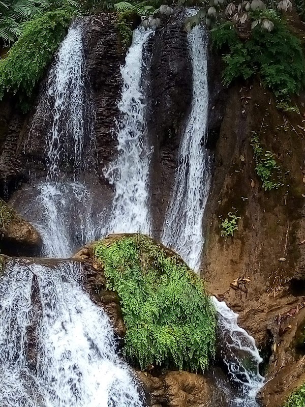Mystical Ruins of Xiangkhouang - Xiangkhouang Province