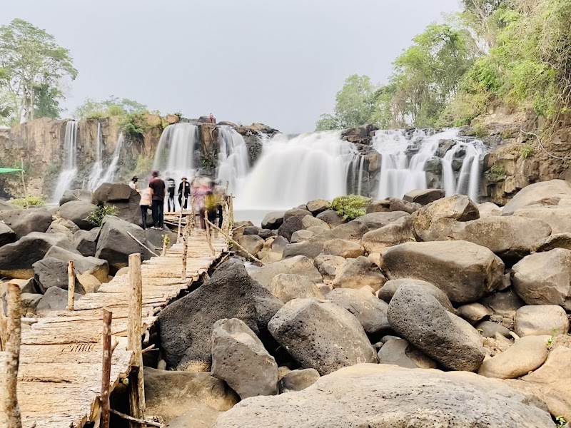 Tad Lo Waterfall: A Serene Oasis in Southern Laos - Tad Lo Waterfall
