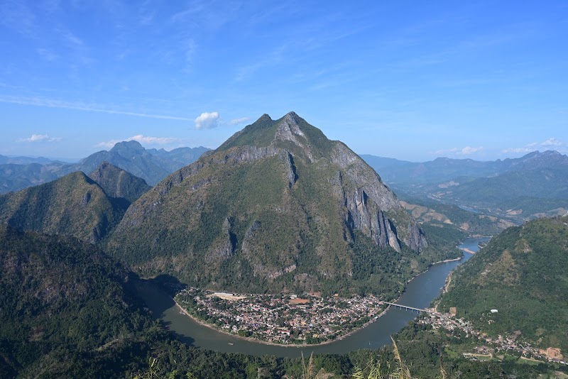 Majestic Peaks at Pha Kao Viewpoint - Pha Kao Viewpoint and camping