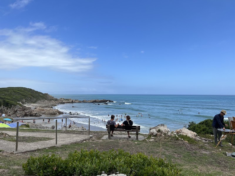 Discover the Charm of Voëlklip Beach in Hermanus - Voëlklip Beach