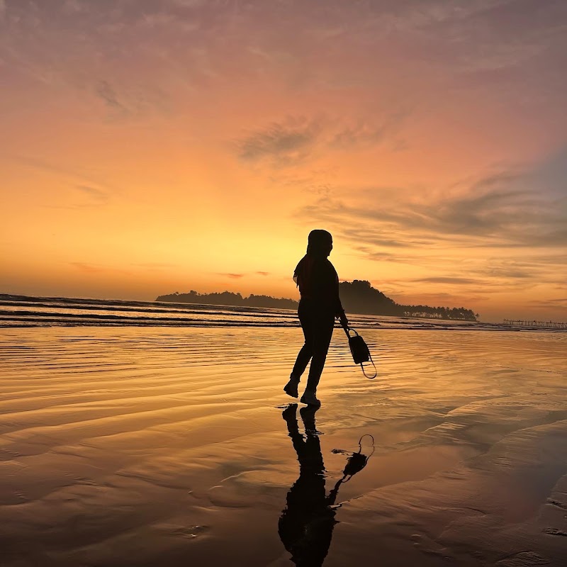Coastal Escape: Pantai Air Manis - Pantai Air Manis