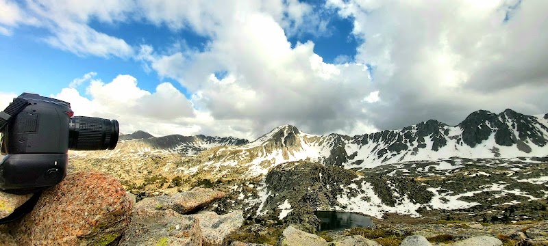 Mountain Lakes: Estany de l'Illa - Estany de l'Illa