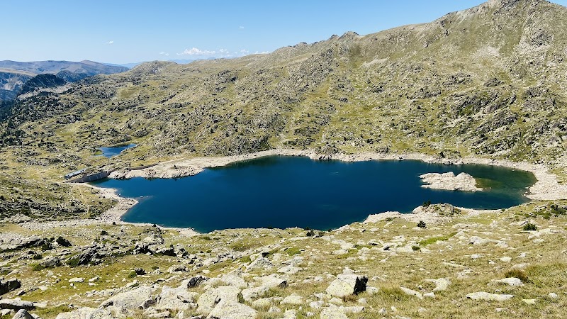 Mountain Lakes: Estany de l'Illa - Estany de l'Illa
