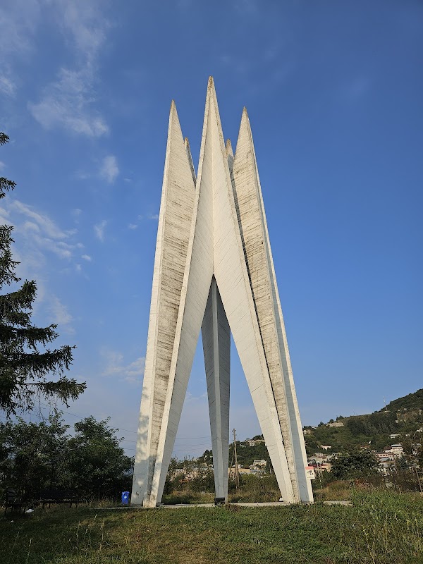 Cultural Delight: The Mimino Statue in Dilijan - Mimino Statue