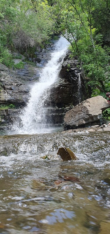 Discover the Charm of Waterfall Astghik in Armenia - Waterfall Astghik
