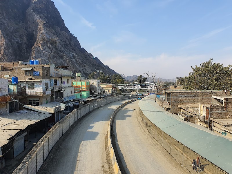 Gateway Adventure: Torkham International Border Crossing - Torkham International Border Crossing