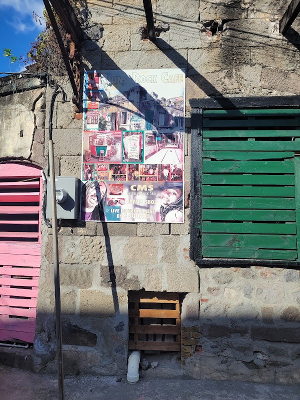 Ruins Rock Café: A Cultural Haven in Roseau - Ruins Rock Café