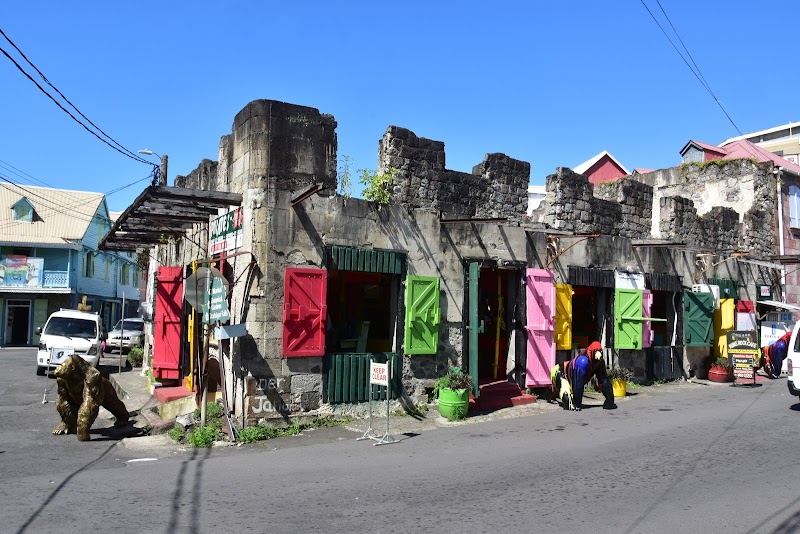 Ruins Rock Café: A Cultural Haven in Roseau - Ruins Rock Café
