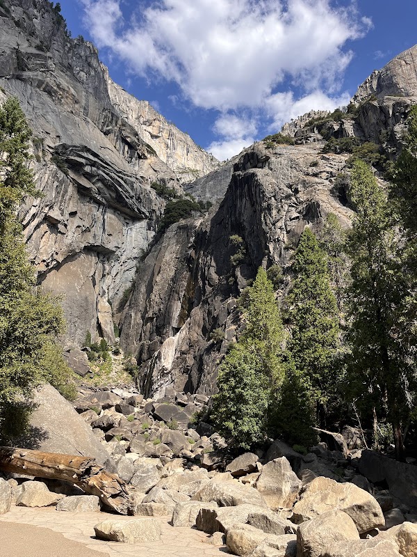 Majestic Camp 4: Yosemite Valley's Climbing Haven outdoor detail