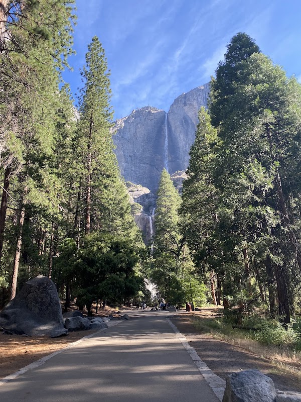 Majestic Camp 4: Yosemite Valley's Climbing Haven surrounding landscape