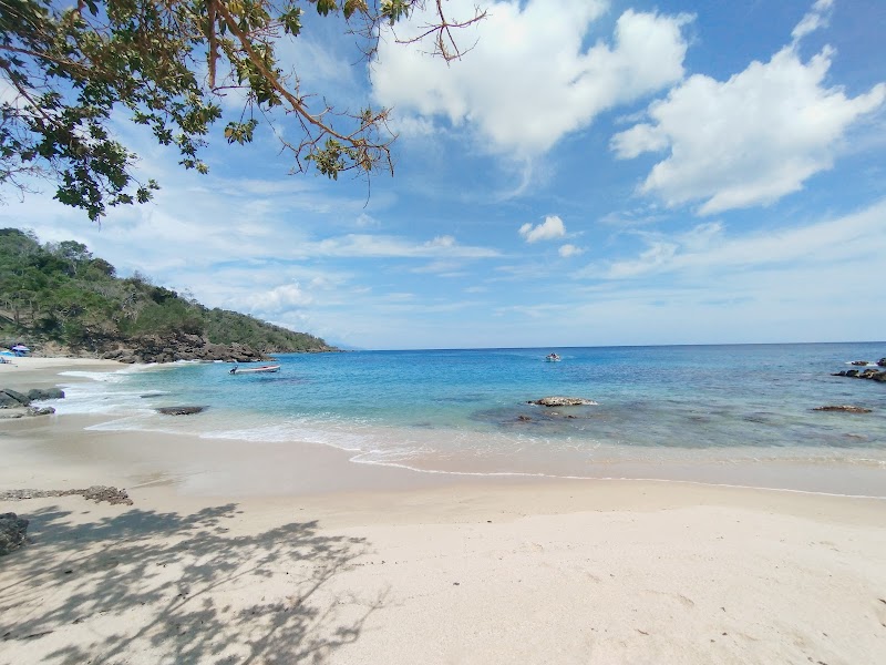Sun and Sand at Mono Manso Beach - Mono Manso nudist beach