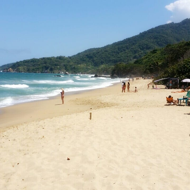 Spectacular Shores of Playa Larga, La Guaira - Playa Larga