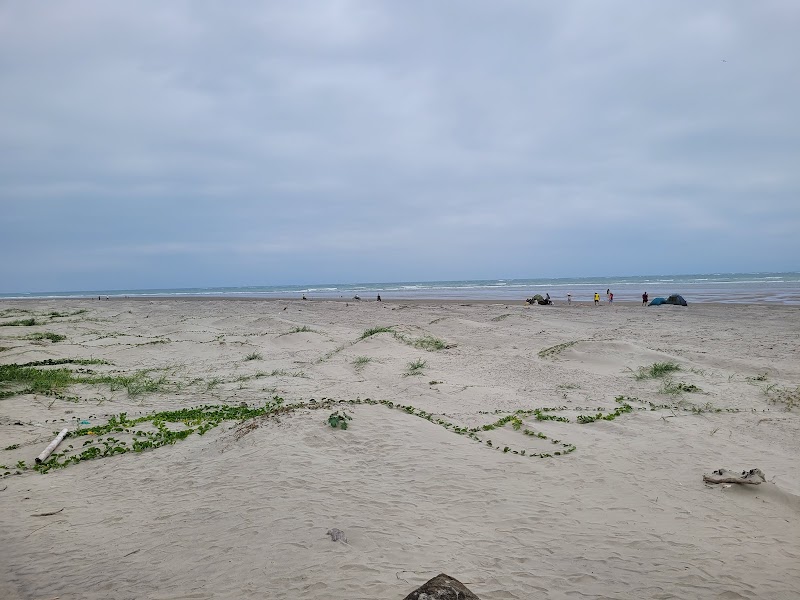 Beachfront Paradise: Playa De Cojimíes - Playa De Cojimíes