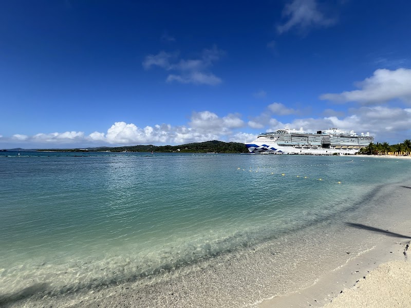 Sunshine and Serenity at Mahogany Beach - Mahogany Beach
