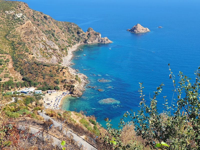 Coastal Paradise: Plage Ravin des Lions - Plage Ravin des Lions (La Carrière)